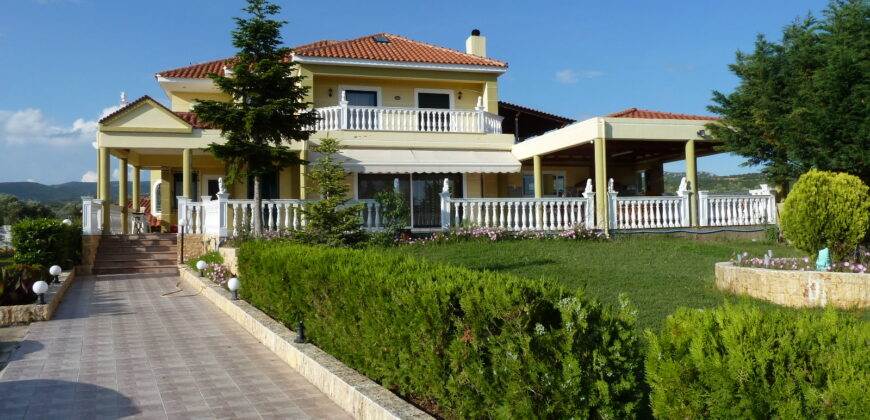 Δίκελλα. Πώληση Βίλλας 400 Μ2.