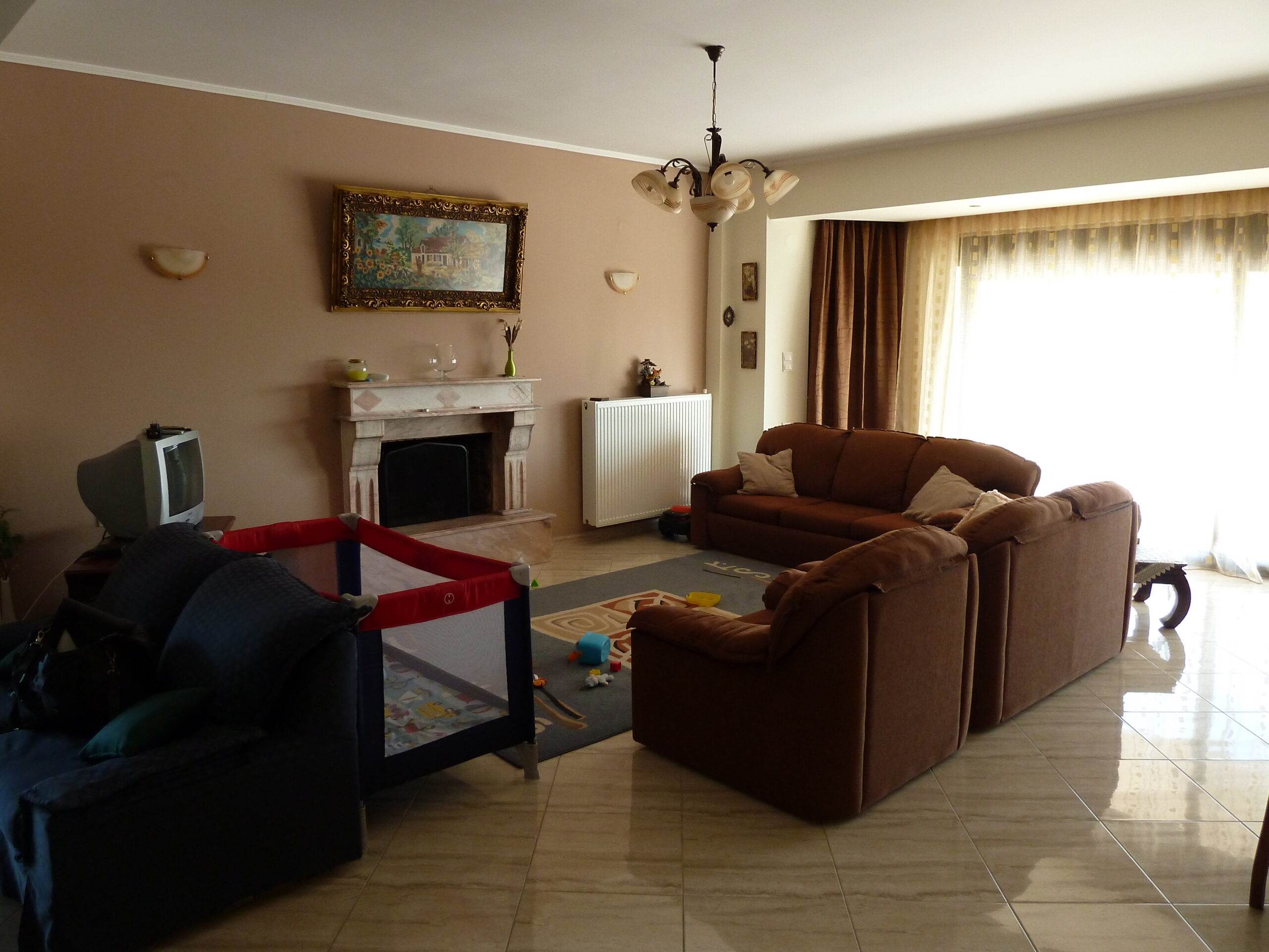 Δίκελλα. Πώληση Βίλλας 400 Μ2.