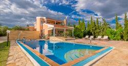 Ενοικίαση Πολυτελούς Μεζονέτας 200 Μ2.