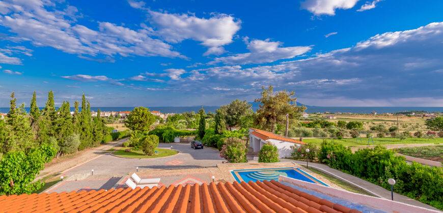 Ενοικίαση Πολυτελούς Μεζονέτας 200 Μ2.