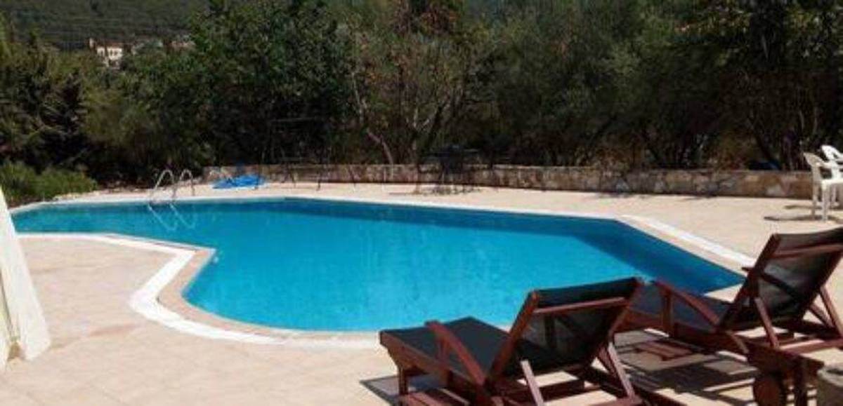 Ζυγός Καβάλας. Πώληση Μονοκατοικίας 125 Μ2 με πισίνα.