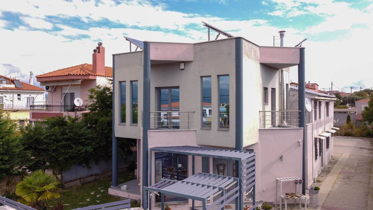 Ροδίτης Πώληση Πολυτελούς Κατοικίας.