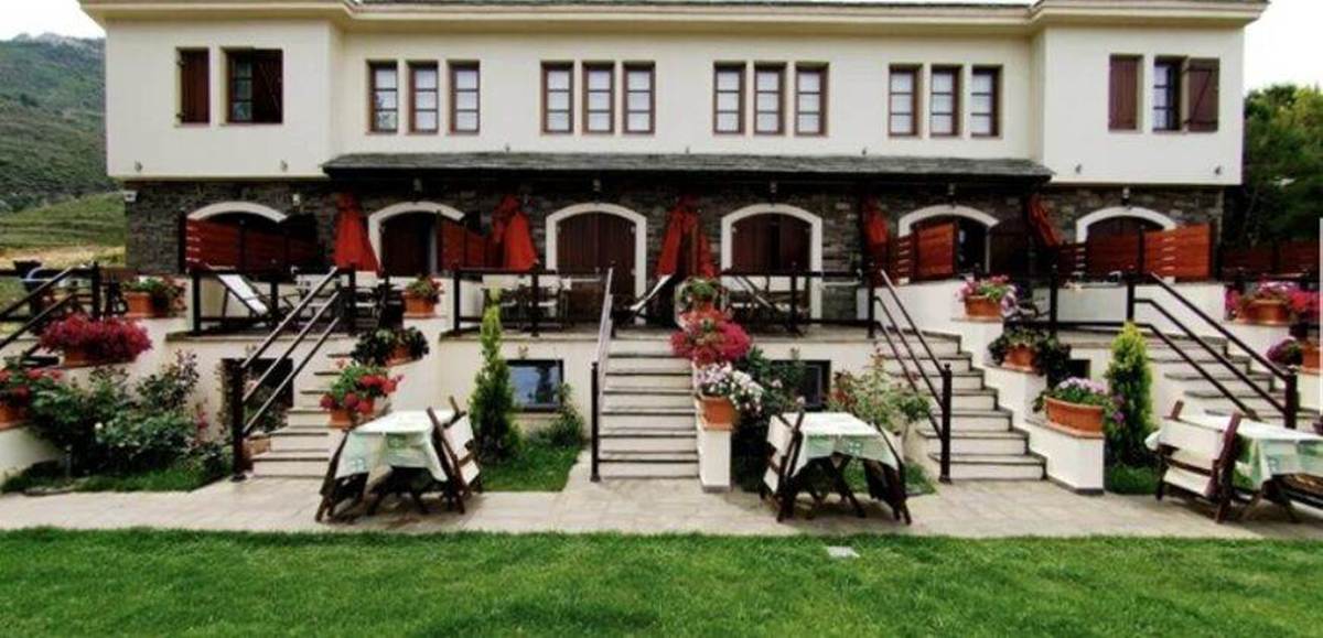 Σωτήρας Θάσου. Πώληση Συγκροτήματος Μεζονετών.