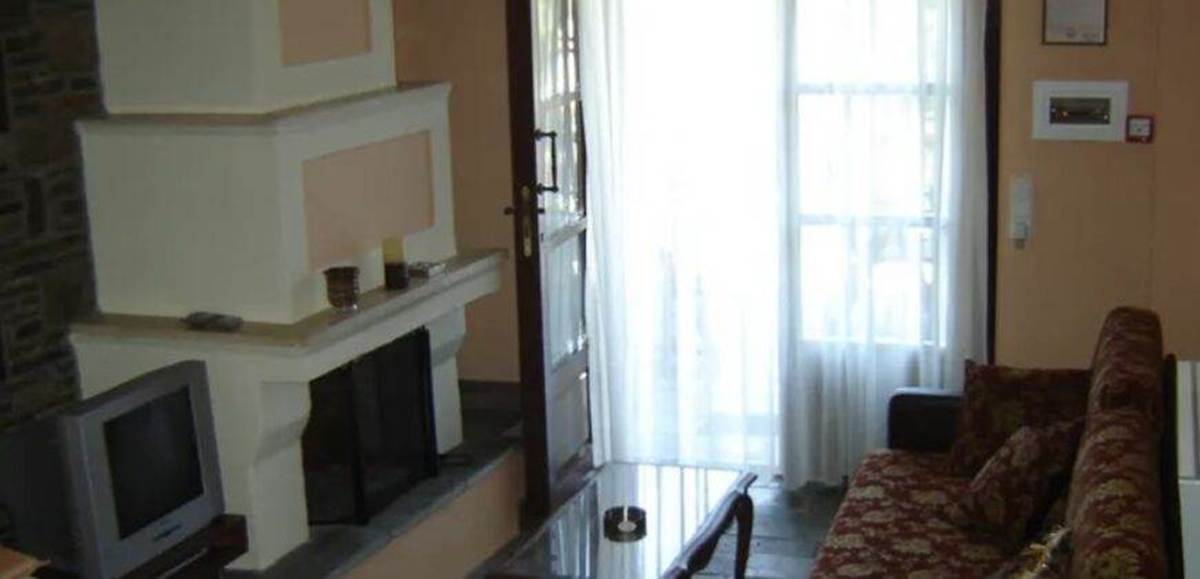 Σωτήρας Θάσου. Πώληση Συγκροτήματος Μεζονετών.
