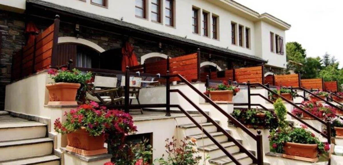 Σωτήρας Θάσου. Πώληση Συγκροτήματος Μεζονετών.