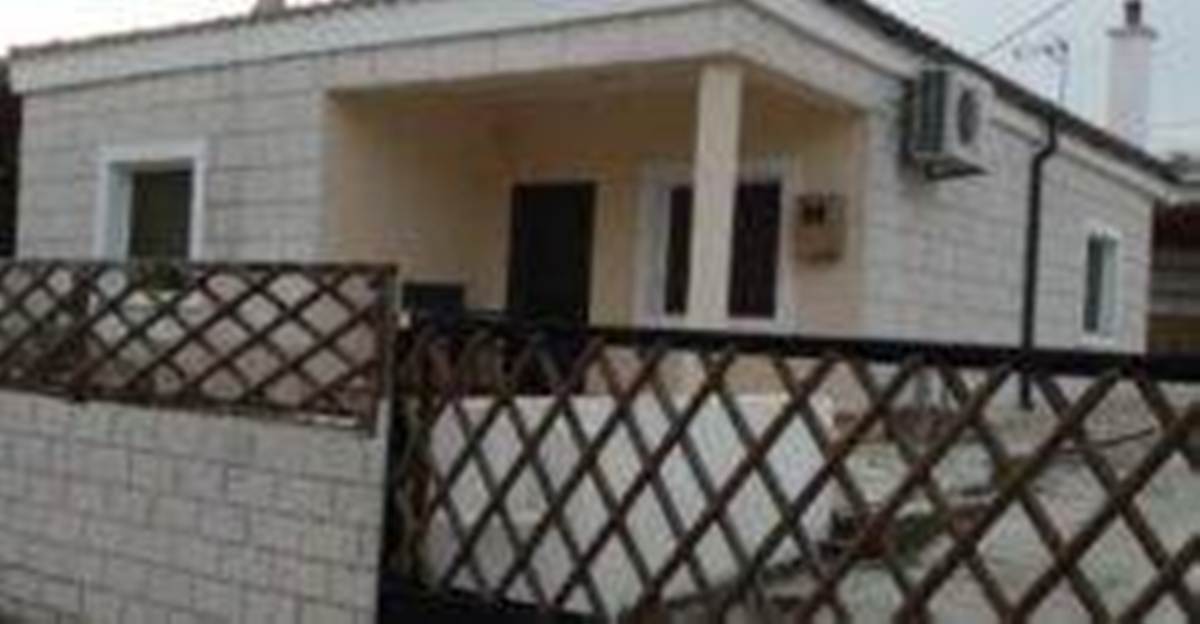 Λουτρός Αλεξ/πολης. Πώληση Μονοκατοικίας. ΕΥΚΑΙΡΙΑ.