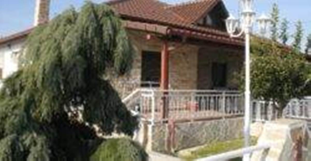 Χαιδευτό Κεραμωτής. Πώληση Μονοκατοικίας.