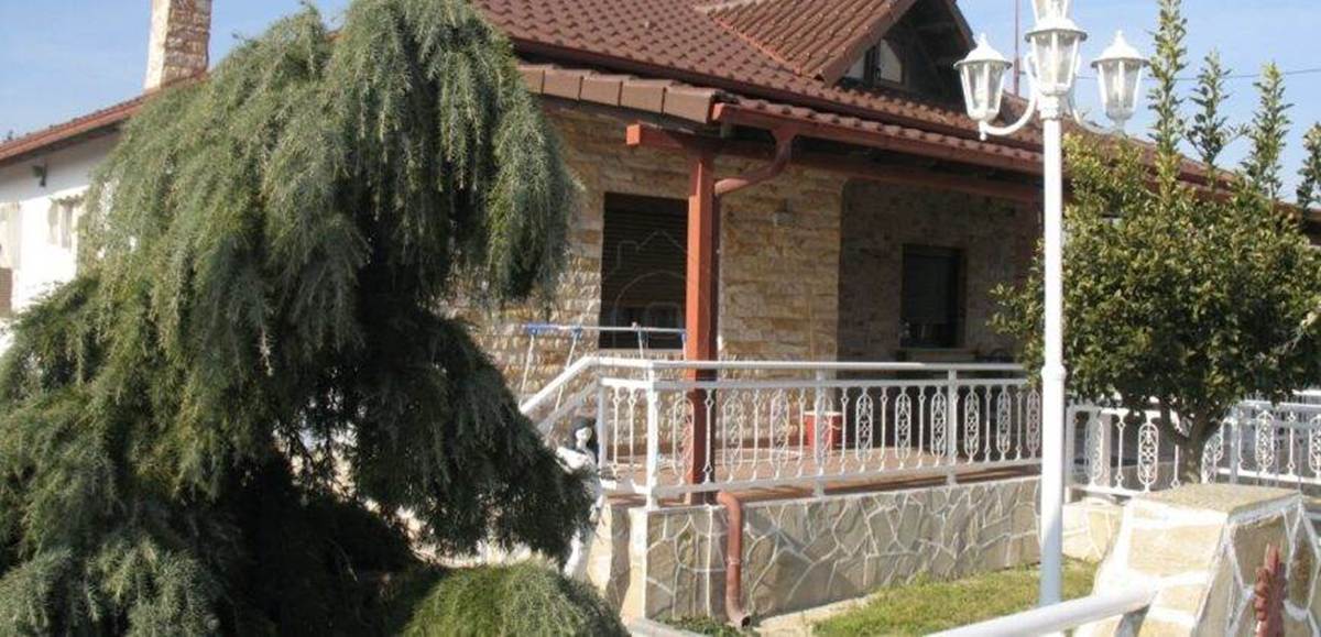 Χαιδευτό Κεραμωτής. Πώληση Μονοκατοικίας.