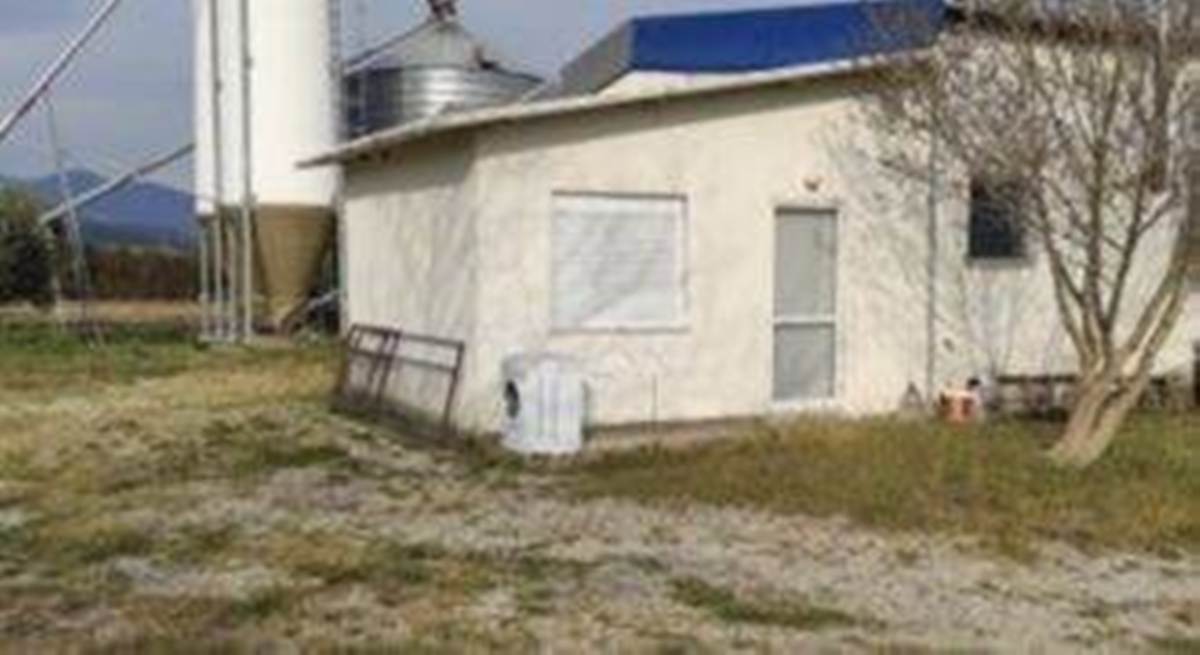 Κοπτερό Ιάσμου. Πώληση Επιχ/κου Κτηρίου.