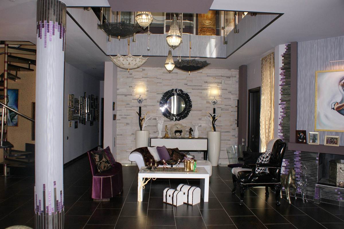 Ροδίτης Πώληση Πολυτελούς Κατοικίας.