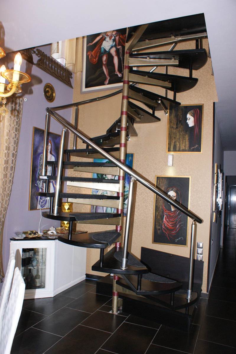 Ροδίτης Πώληση Πολυτελούς Κατοικίας.