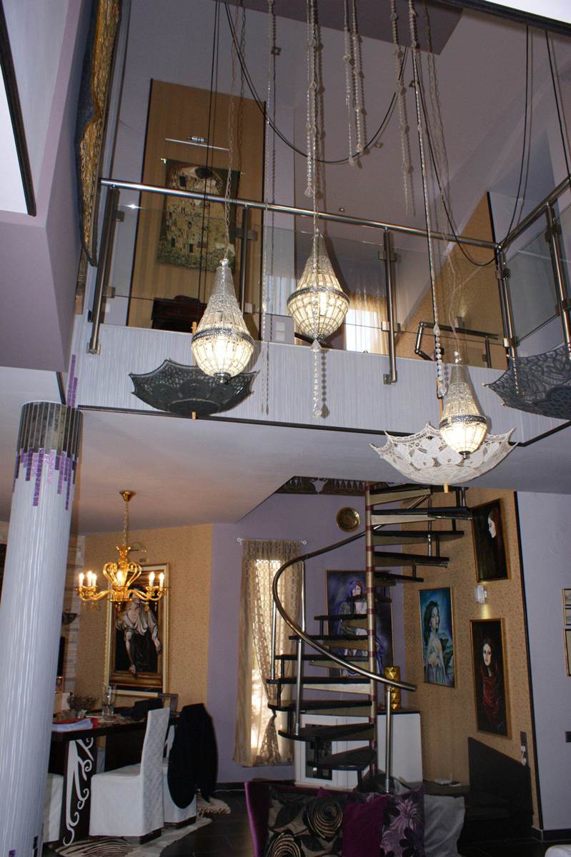 Ροδίτης Πώληση Πολυτελούς Κατοικίας.