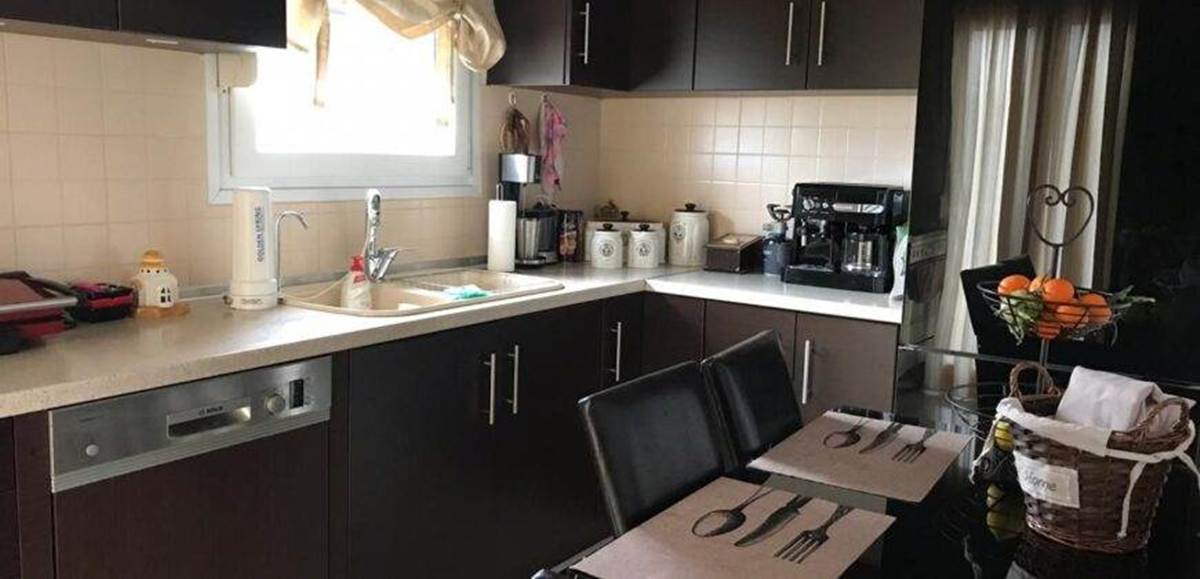 Φέρες. Πώληση 2 Μεζονετών.