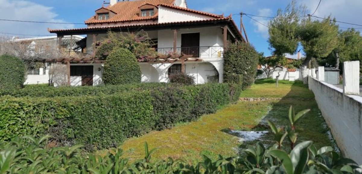 Ερέτρια. Πώληση Κατοικίας 200 Μ2.