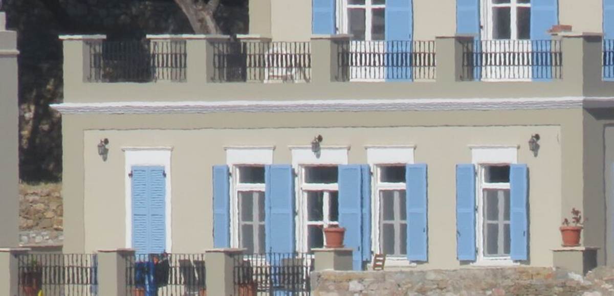 Σύρος. Πώληση Τριπλοκατοικίας.