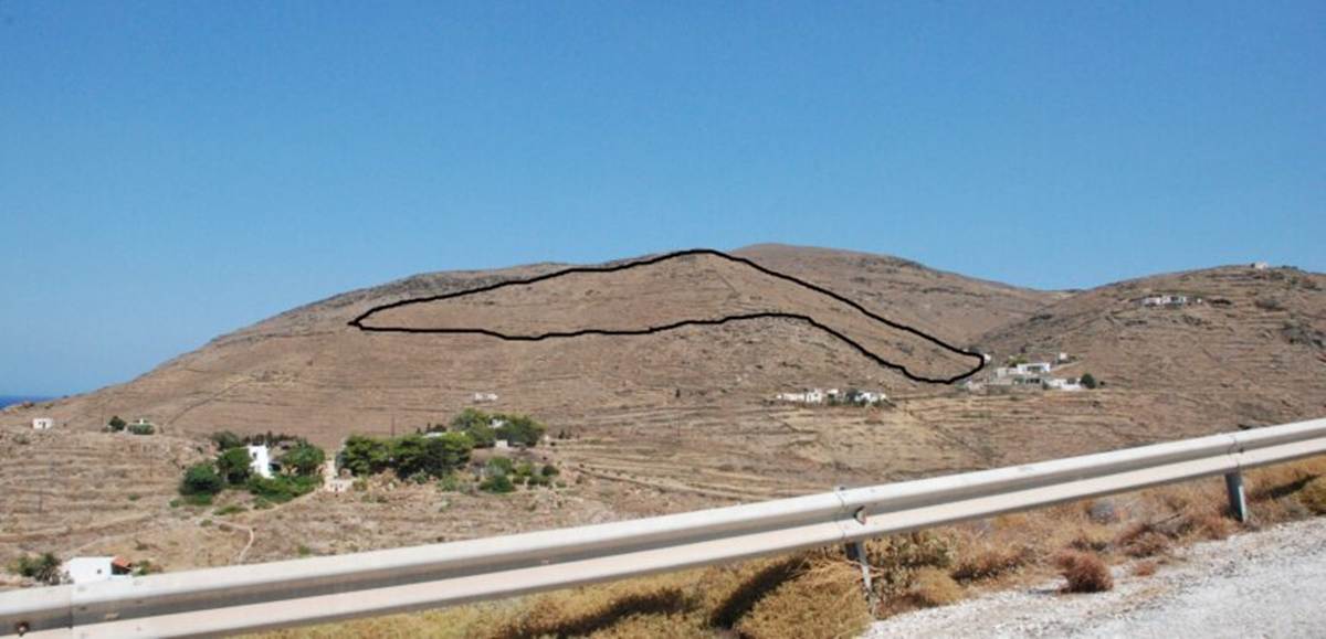 Σέριφος. Περιοχή Φλέα. Πώληση Αγροτεμαχίου 34.933 Μ2.