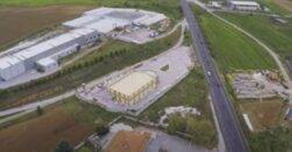 Χωριστή Δράμας. Πώληση Βιομηχανικού Κτηρίου 720 Μ2.