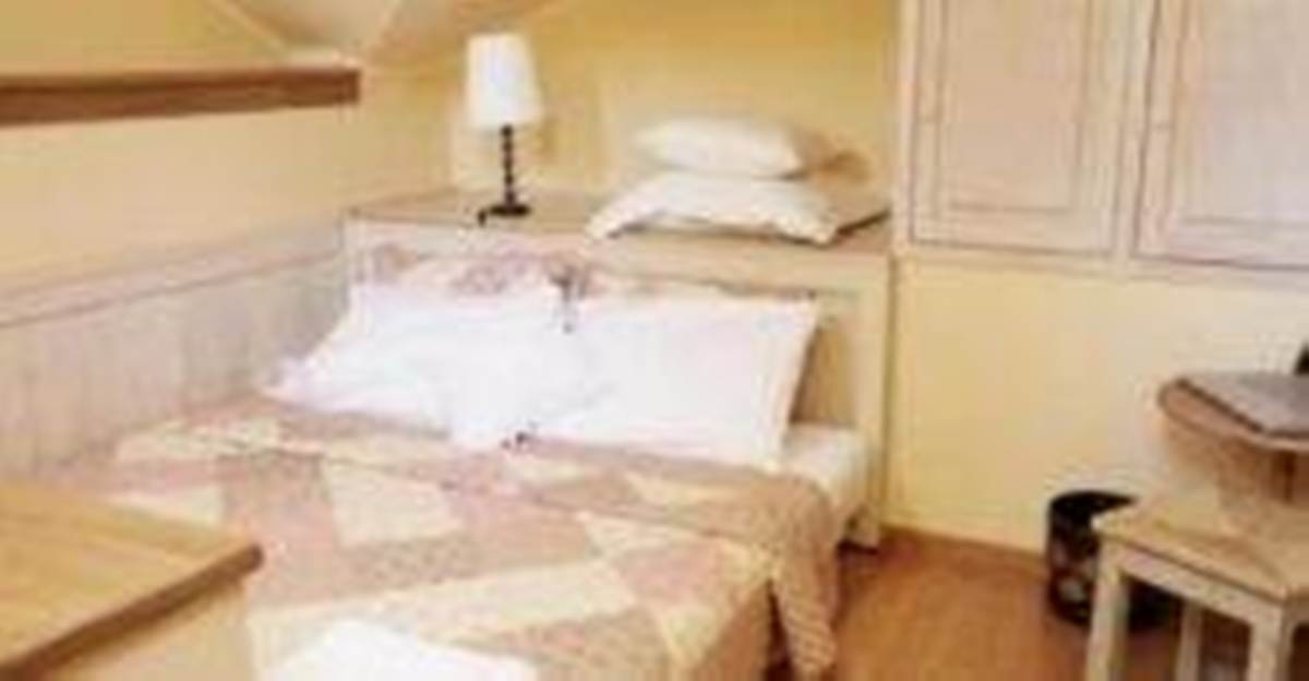 Χίος. Πώληση Ξενοδοχείου 2 ορόφων 194 Μ2.