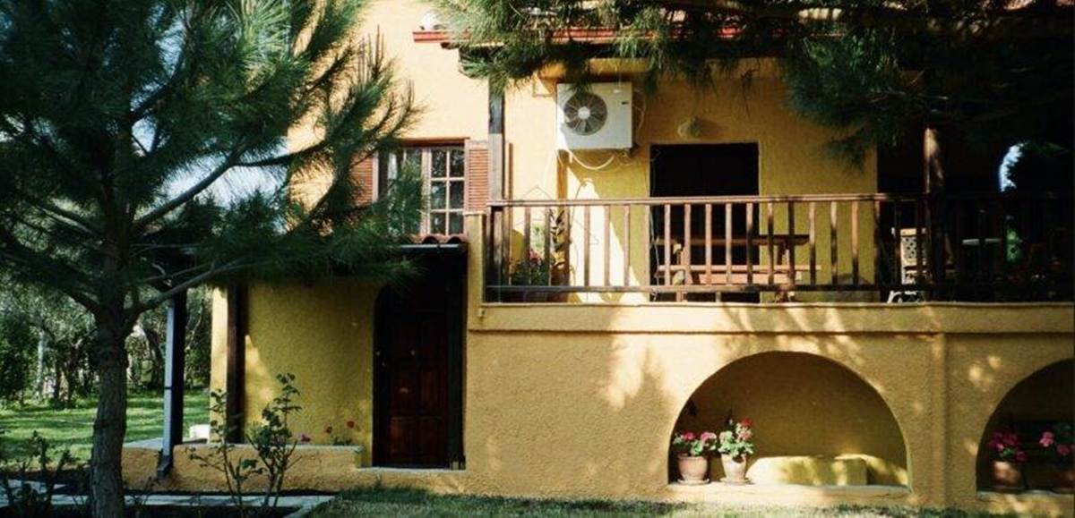 Σιθωνία Χαλκιδική. Πώληση Μονοκατοικίας/Βίλας  161 Μ2.