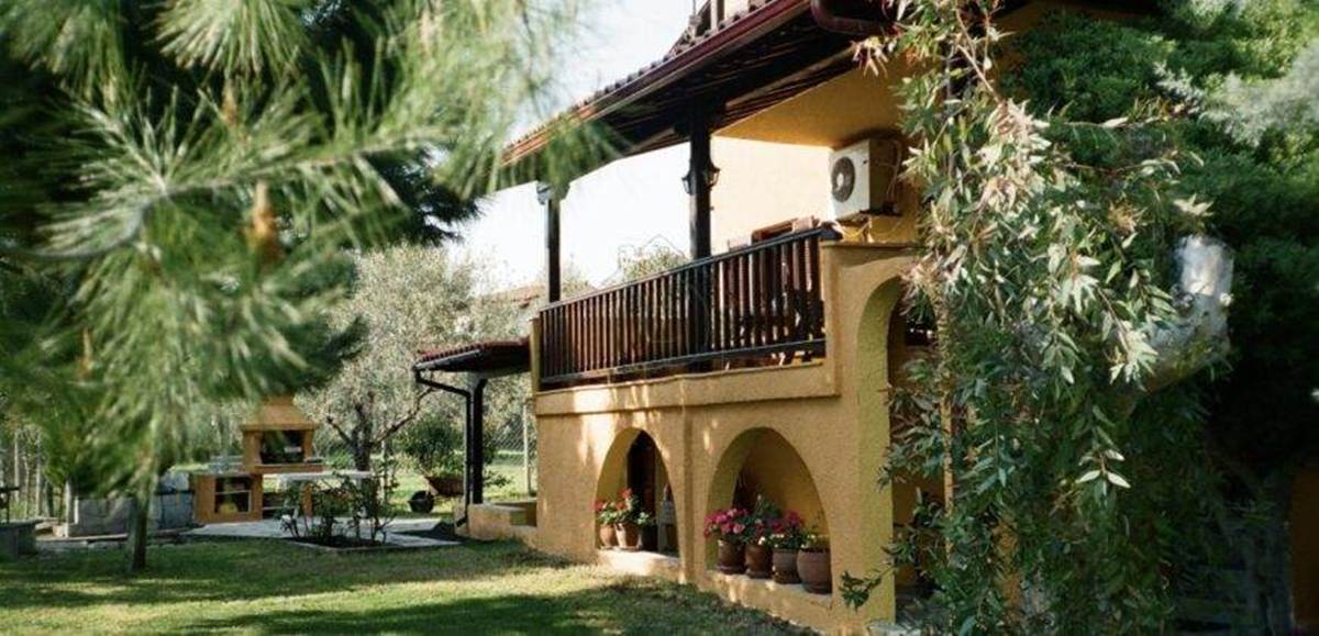 Σιθωνία Χαλκιδική. Πώληση Μονοκατοικίας/Βίλας  161 Μ2.