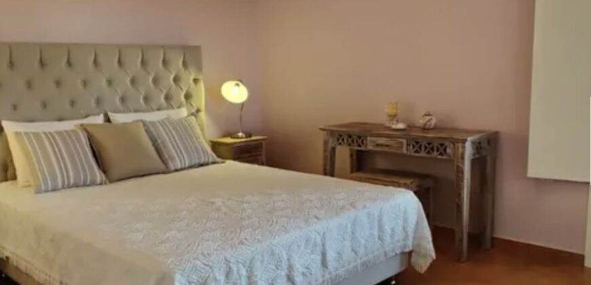 Νάξος. Πώληση Συγκροτήματος 3ων ανεξάρτητων  κατοικιών, 540 Μ2.