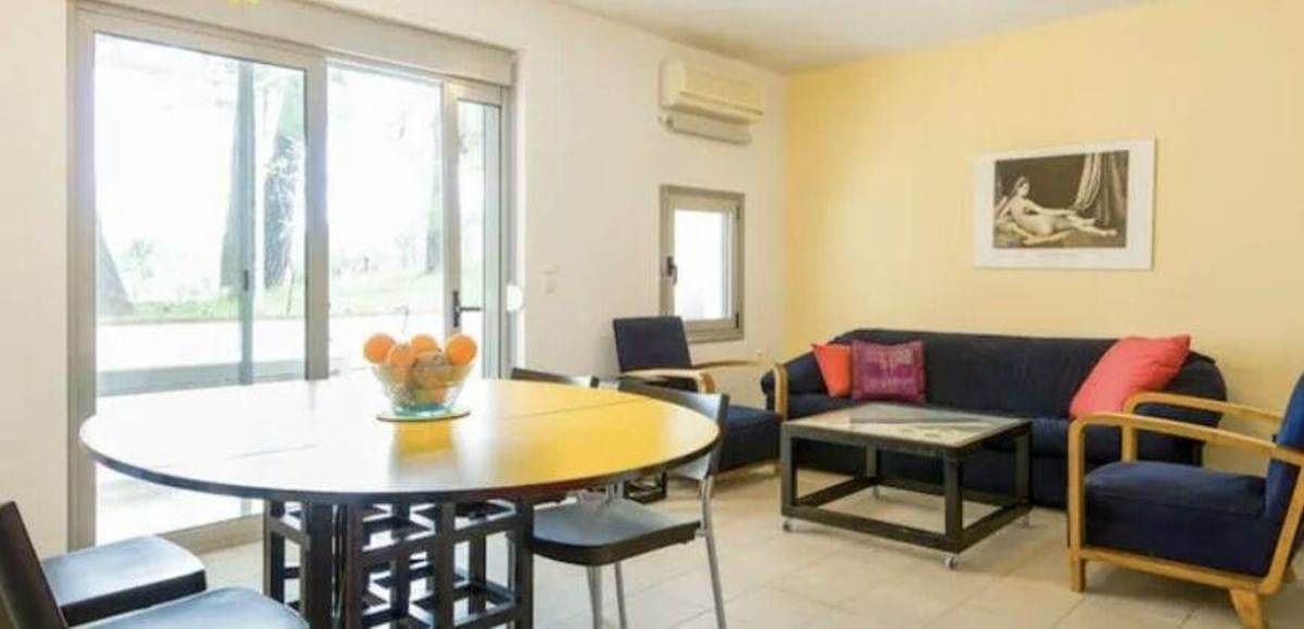 Παλιούρι Χαλκιδικής. Πώληση Βίλας 130 Μ2.