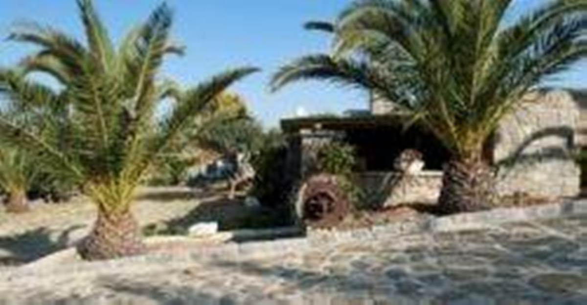 Μύκονος Άνω Μερά. Πώληση Μονοκατοικίας 240 Μ2.