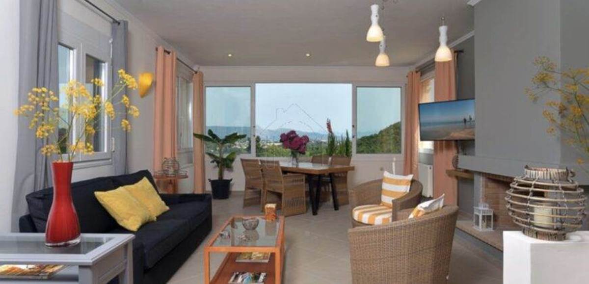 Αχίλλειο Κέρκυρα. Πώληση Συγκροτήματος 5 Βίλες.