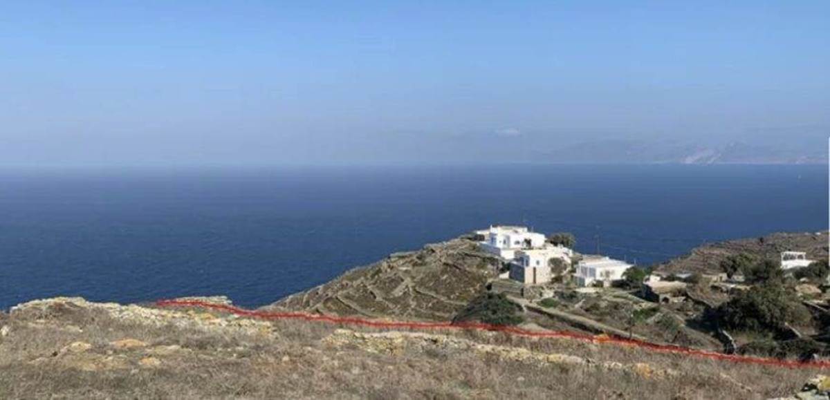 Φολέγανδρος. Πώληση Αγροτεμαχίου 14.865 Μ2.