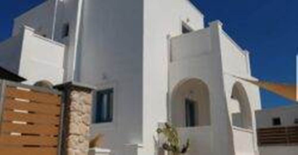 Σαντορίνη. Πώληση Βίλας 150 Μ2.