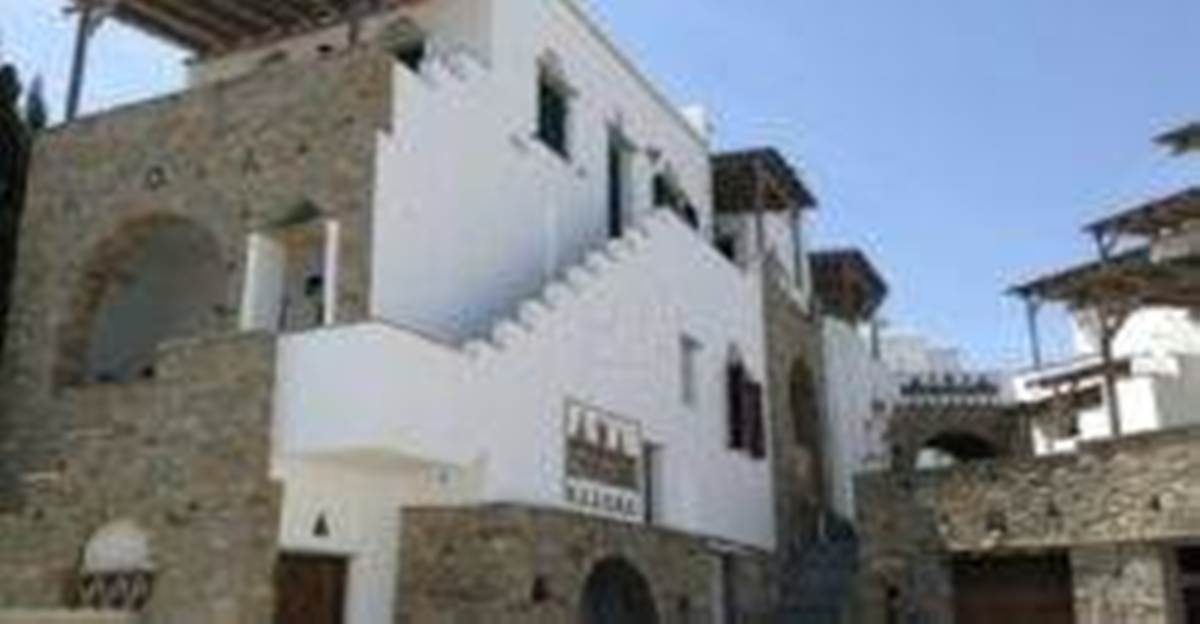 Τήνος Λαούτη. Πώληση Συγκροτήματος 14 Διαμερισμάτων.