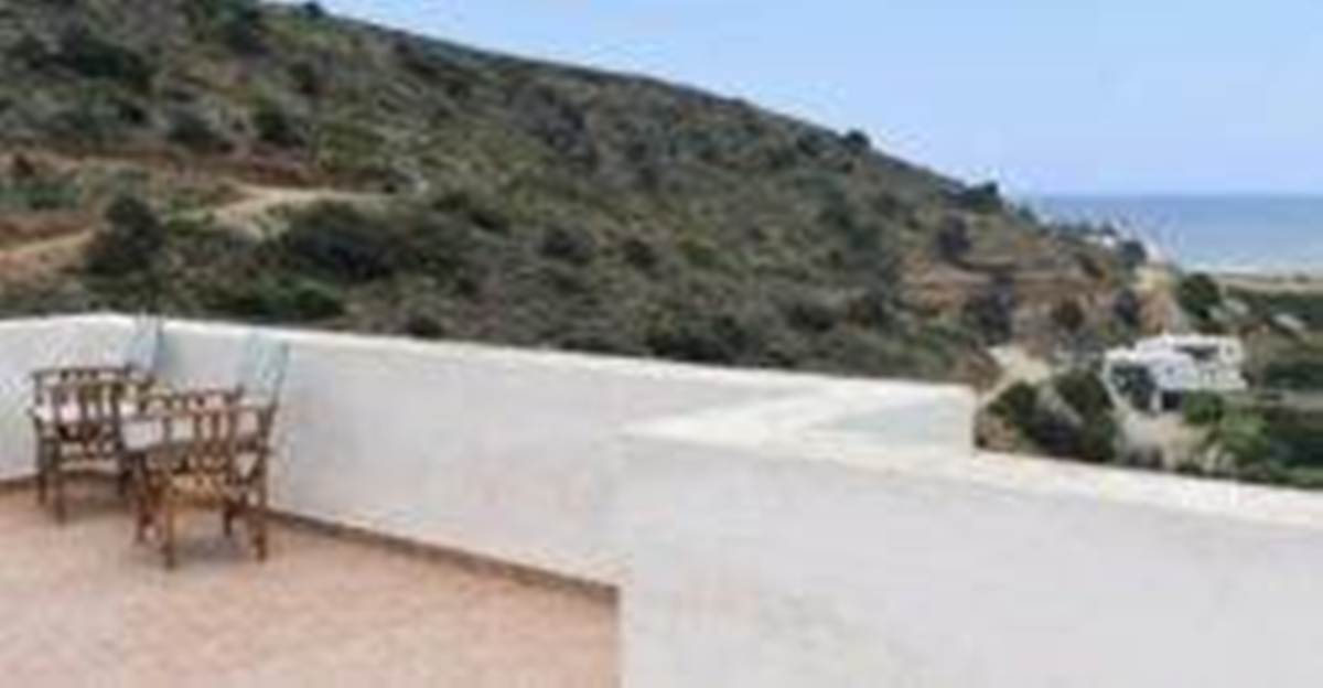 Άνδρος Μπατσί. Πώληση – 2 Βίλες 389 Μ2.