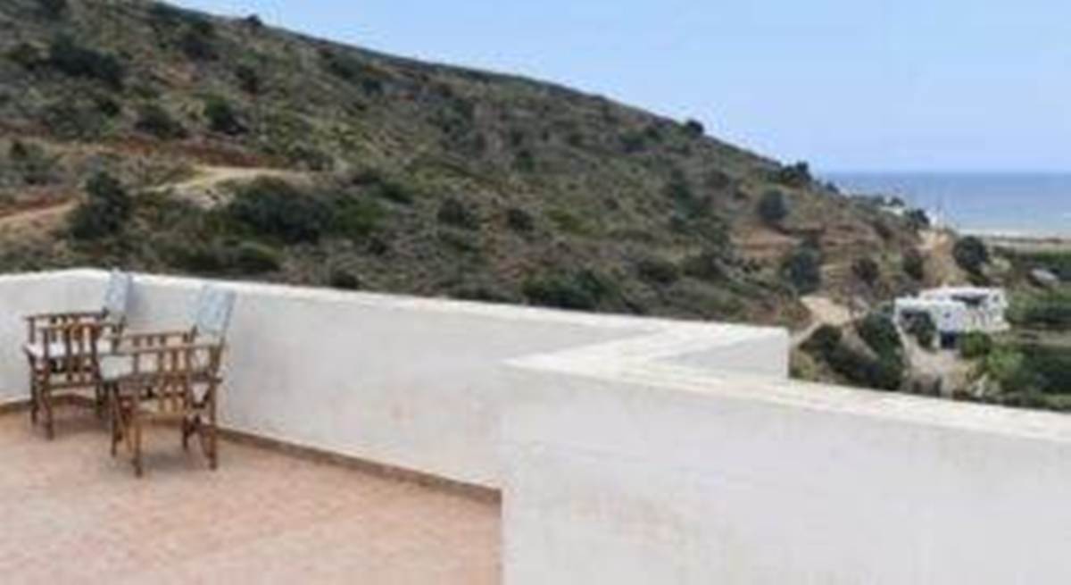 Άνδρος Μπατσί. Πώληση – 2 Βίλες 389 Μ2.