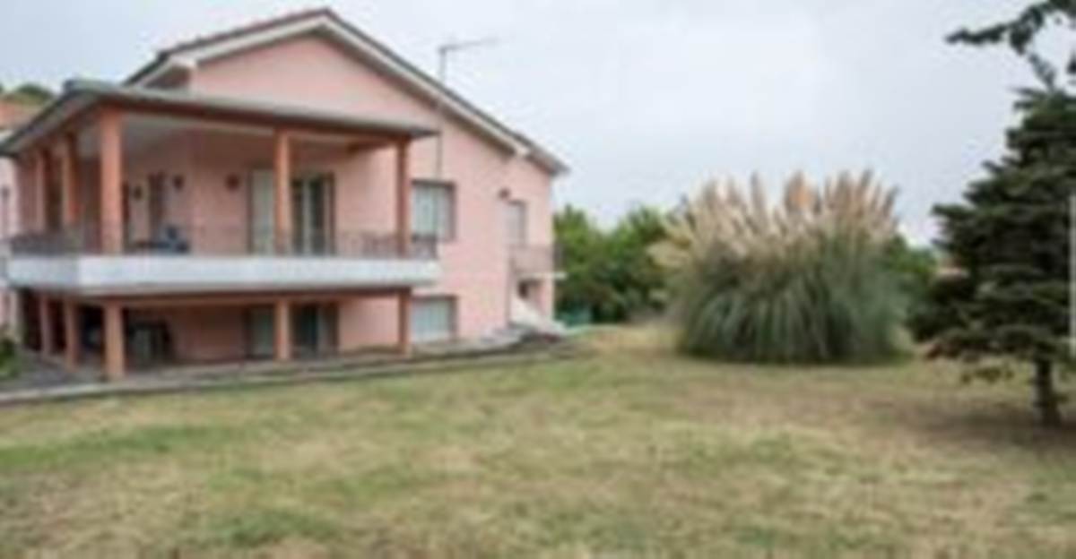 Άνω Λεχώνια Πηλίου. Πώληση Βίλας 220 Μ2.