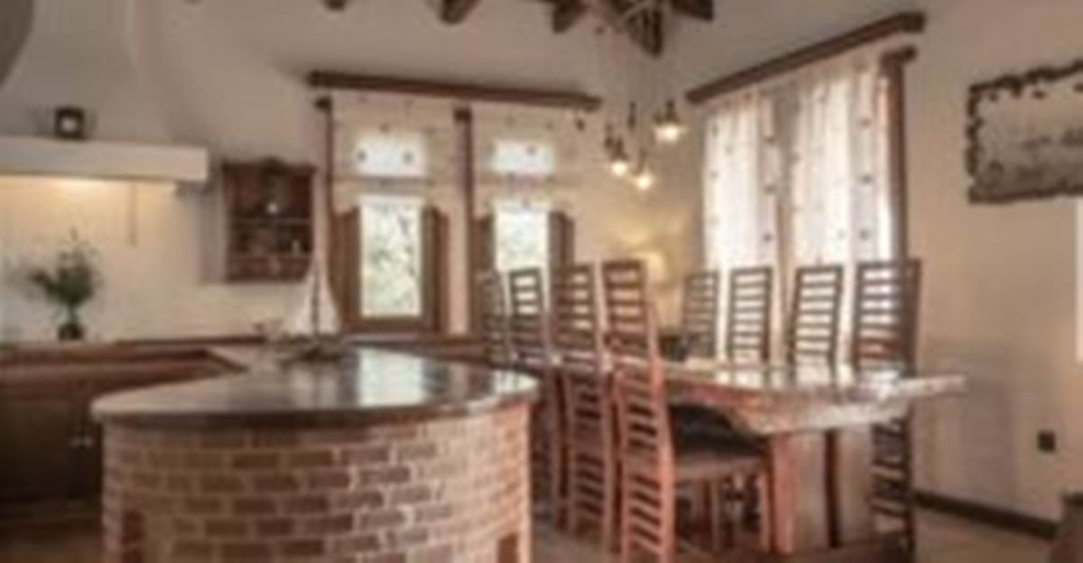 Πήλιο. Πώληση 2 Βίλες  80 + 175 Μ2.