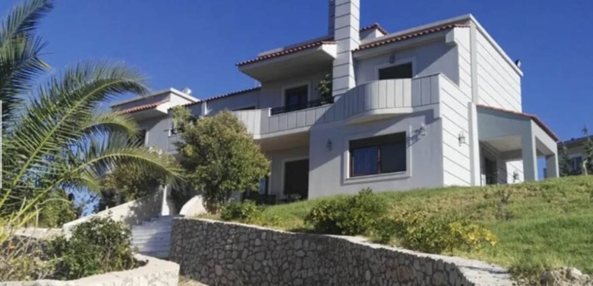 Πεταλούδες Ρόδος. Πώληση Διπλοκατοικίας 290 Μ2.