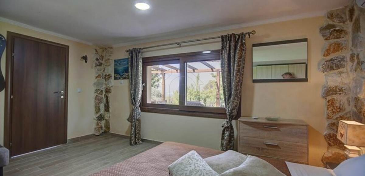 Νέα Μουδανιά Χαλκιδικής. Πώληση Βίλας 400 Μ2.