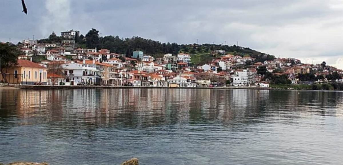 Αμαλιάπολη Μαγνησίας. Πώληση Βίλας 270 Μ2.