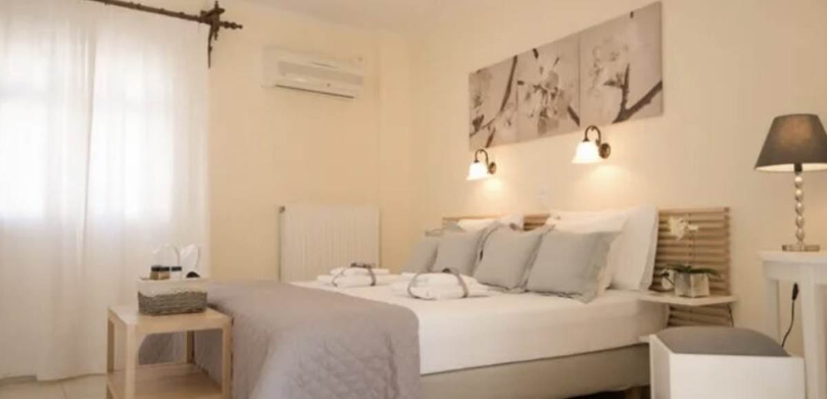 Πάργα. Πώληση Ξενώνα 240 Μ2.