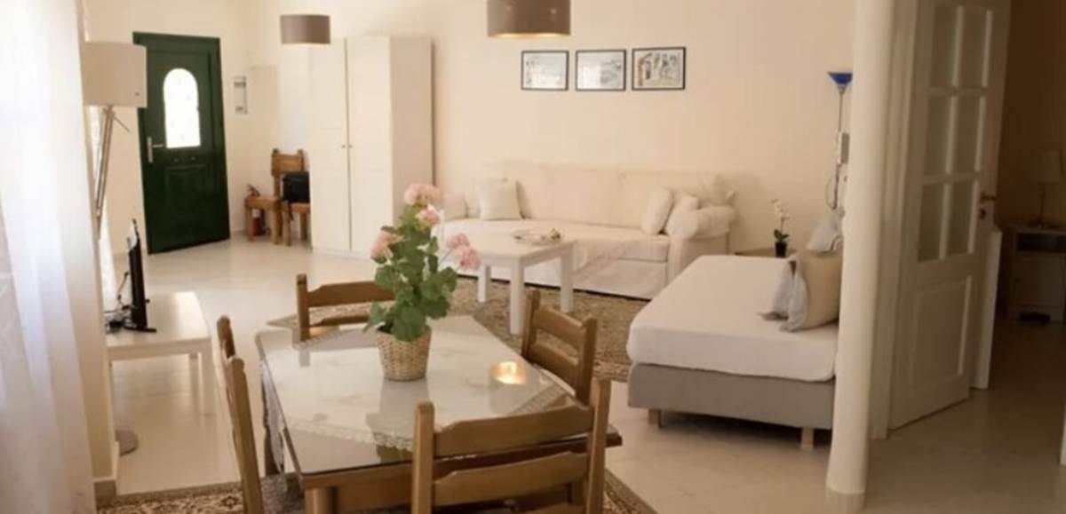 Πάργα. Πώληση Ξενώνα 240 Μ2.