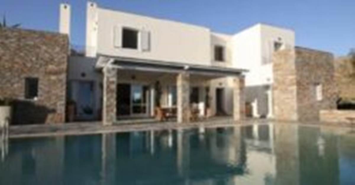 Κάρυστος Εύβοια. Πώληση Βίλας 367 Μ2.