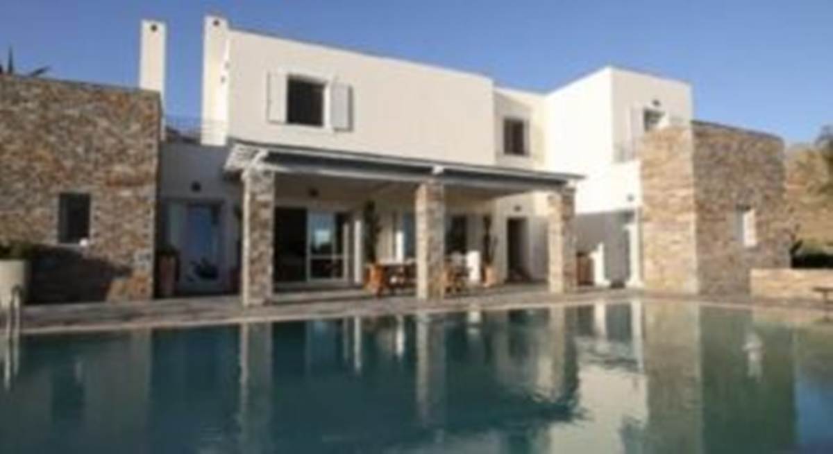 Κάρυστος Εύβοια. Πώληση Βίλας 367 Μ2.