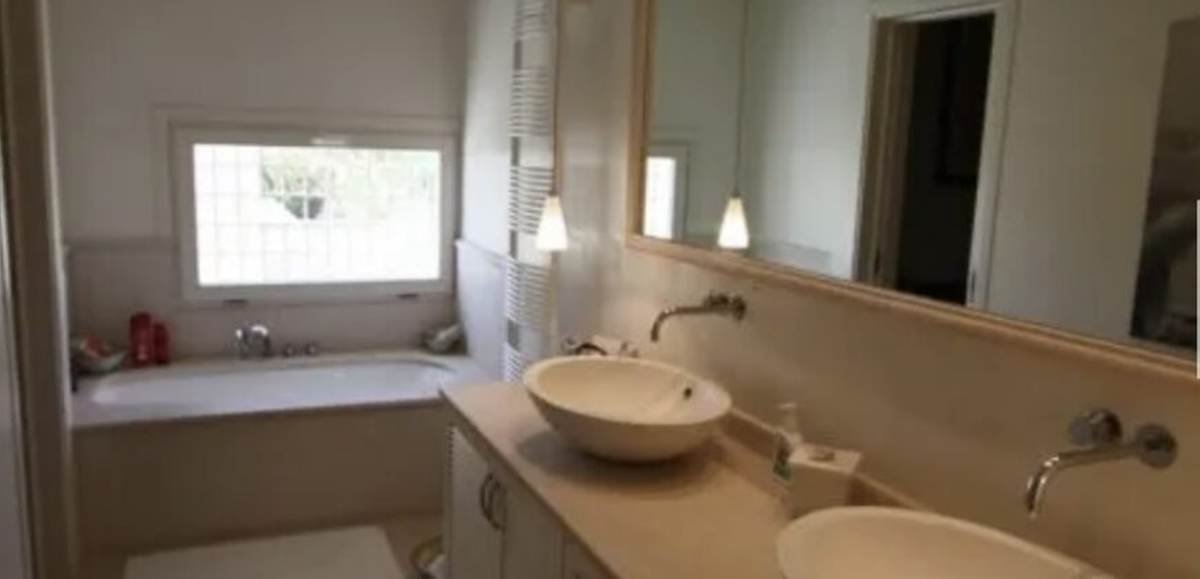 Κάρυστος Εύβοια. Πώληση Βίλας 367 Μ2.