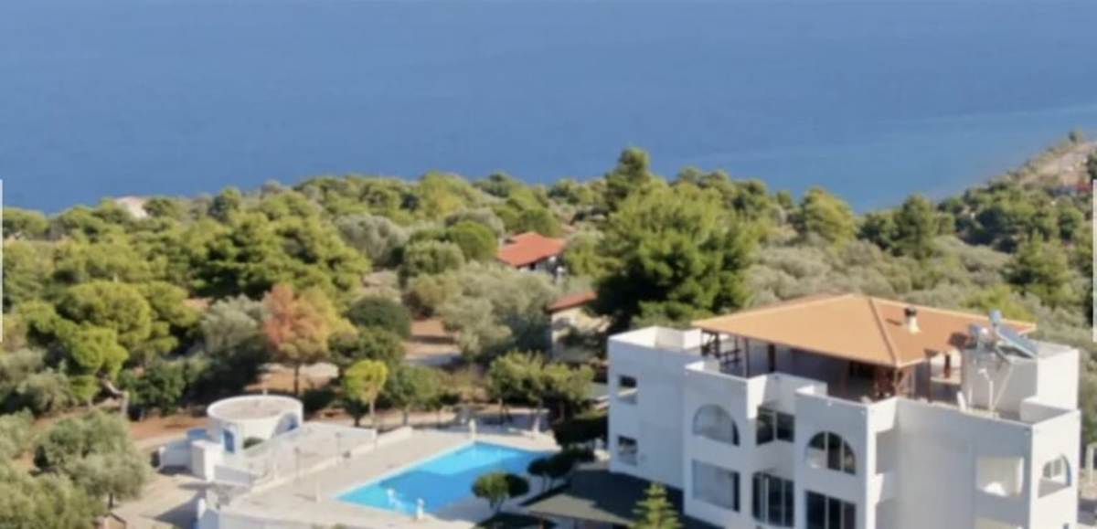 Μαραθώνας Αττικής. Πώληση Ξενοδοχείου 15 χώρων 800 Μ2.