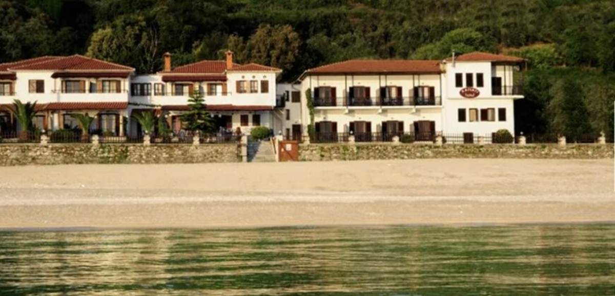 Χορευτό Πήλιο. Πώληση Ξενοδοχείου 965 Μ2, 17 δωματίων & 8 Studios.