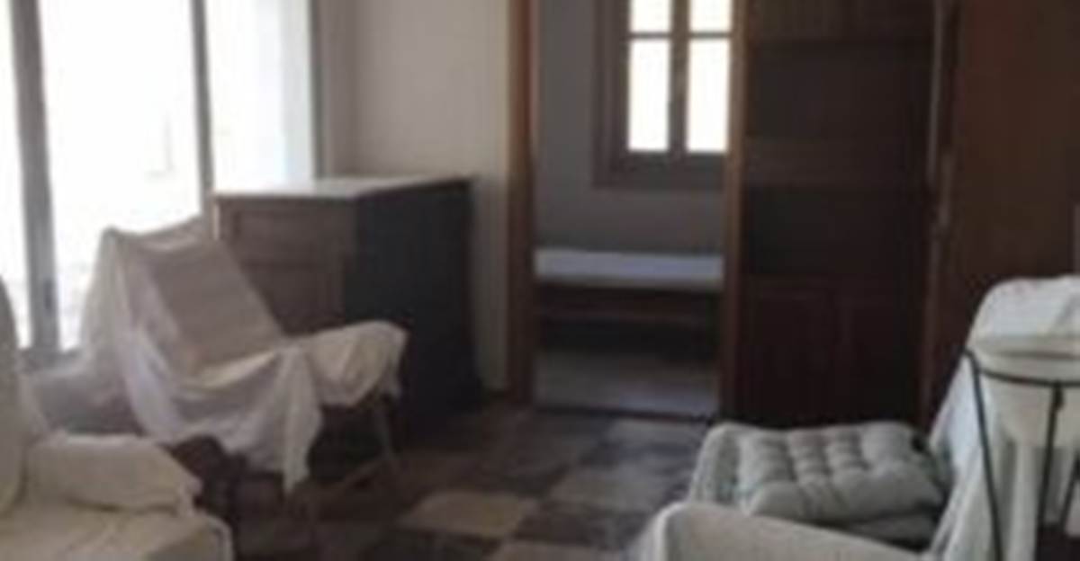 Ύδρα. Πώληση Μονοκατοικίας 220 Μ2.