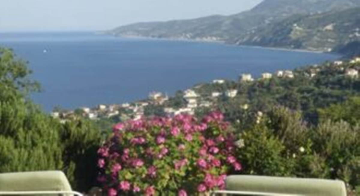 Κύμη Εύβοια. Πώληση Μονοκατοικίας 275 Μ2.