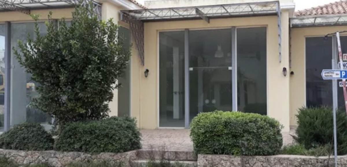 Πόρτο Χέλι. Πώληση Καταστήματος 500 Μ2.