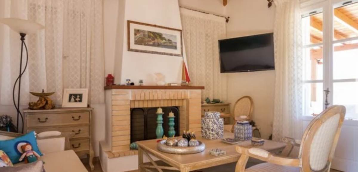 Ιονική Ακτή Αχαίας. Πώληση Μονοκατοικίας 165 Μ2.