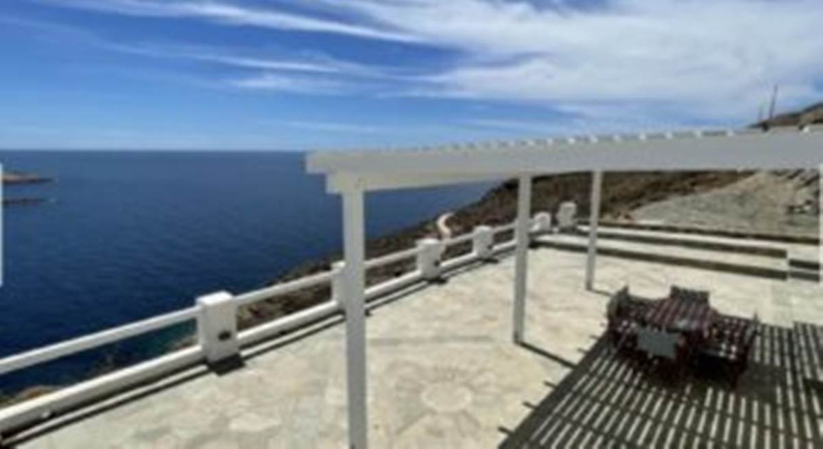 Κύθνος. Πώληση Μεζονέτας 120 Μ2.